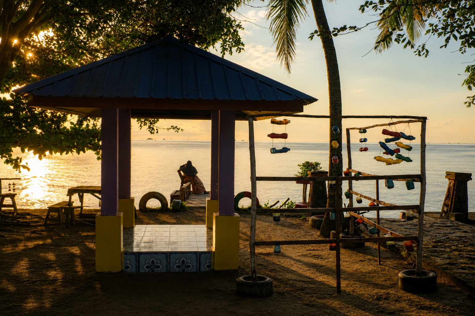 Gazebo Tepi Laut